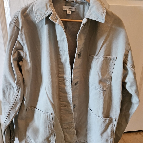 Shacket - Picture 2 of 3